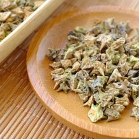 Bạch Tật Lê: Dược Liệu Bổ Thận, Tăng Cường Sinh Lý Nam Giới Theo Đông – Tây Y